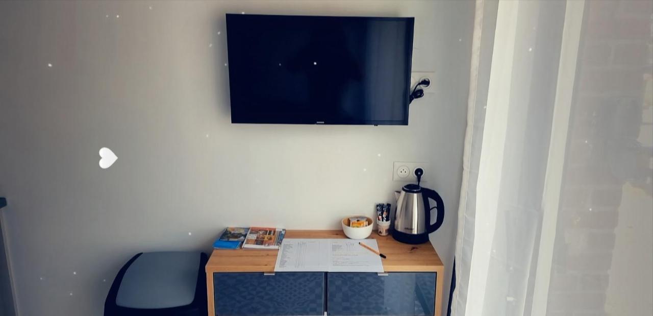 Studio Aux Portes D' Amiens Cagny  Ngoại thất bức ảnh